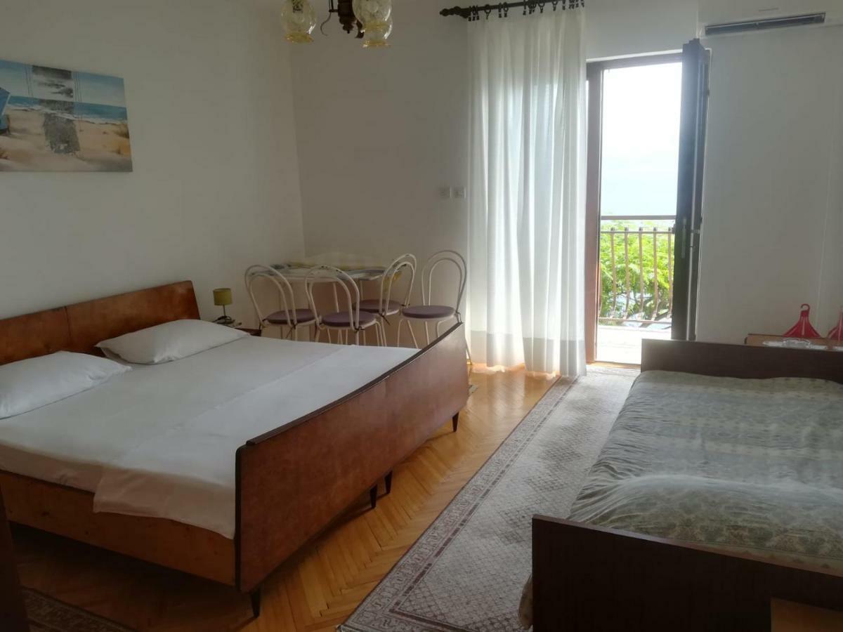 Apartmani Ujdur Omiš Extérieur photo