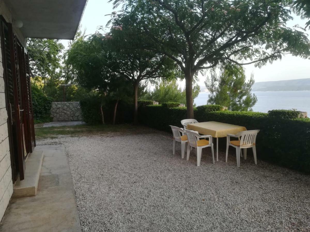 Apartmani Ujdur Omiš Extérieur photo
