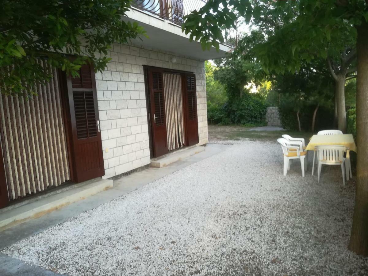 Apartmani Ujdur Omiš Extérieur photo